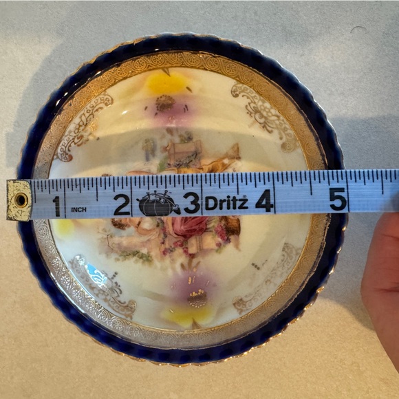 Germany Porcelain Pair Of 5 Blue And Gold Gilt Plates Grecian Small 5" in Size - Picture 8 of 8